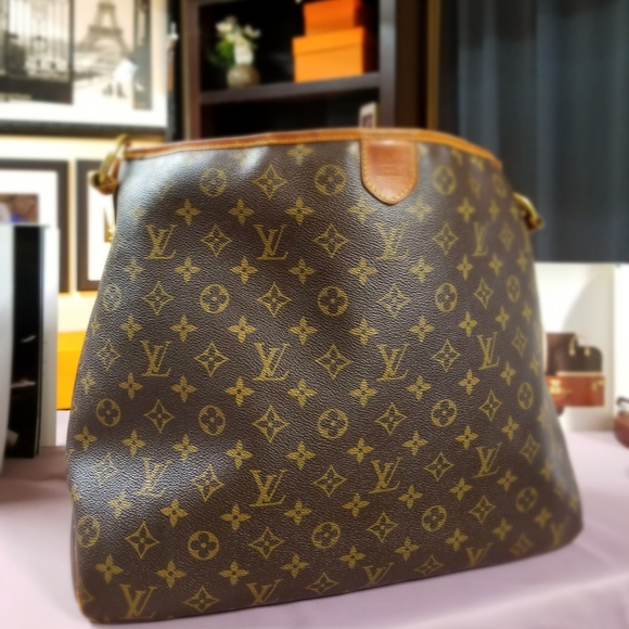 Louis Vuitton Handbags - Louis Vuitton Classic Mono Delightful mm